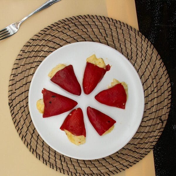 Pimientos rellenos de bacalao sin salsa Gesalaga